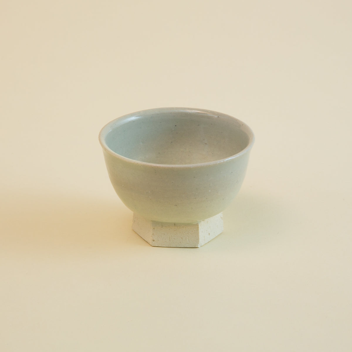 Small Bowl w/ Hexagonal Base - Sekkai