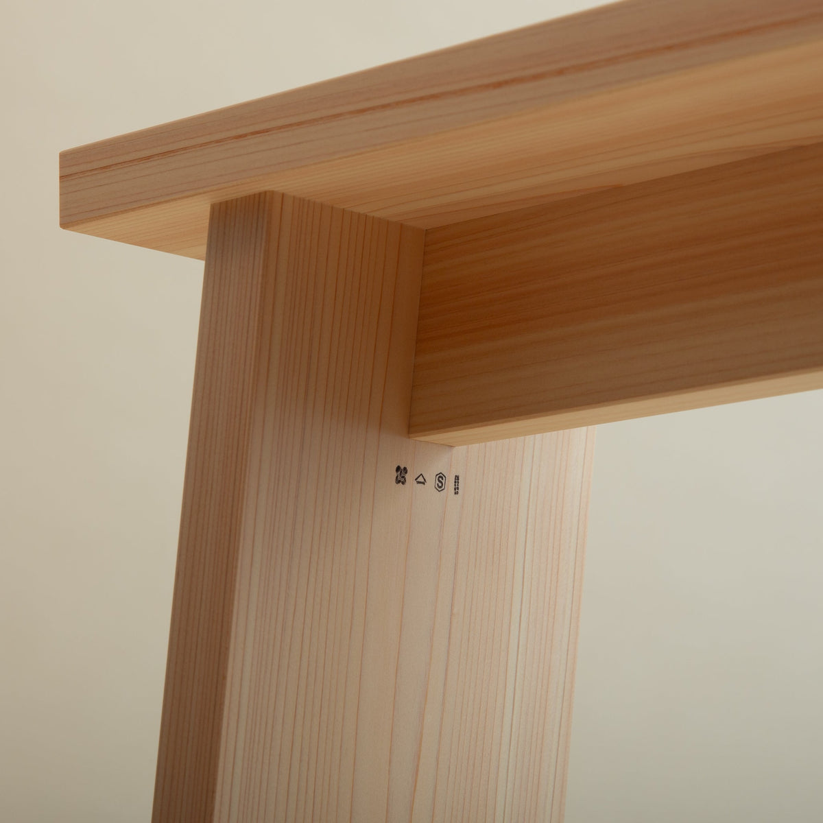 Hinoki BenchBench