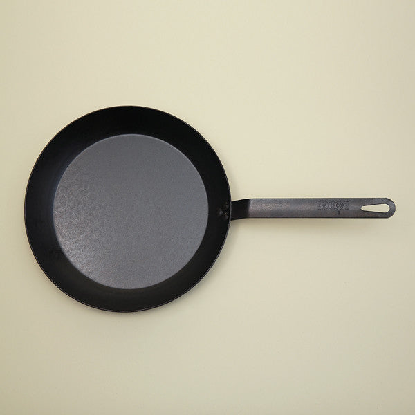 Very large skillet recommendation : r/carbonsteel