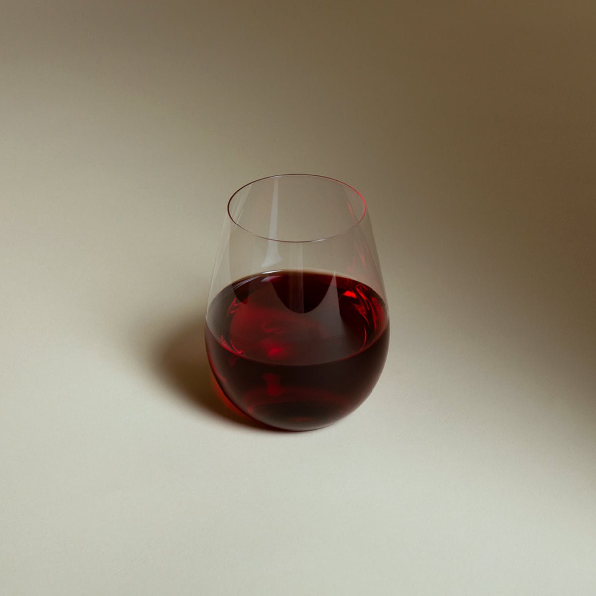 Usuhari Wine Glass
