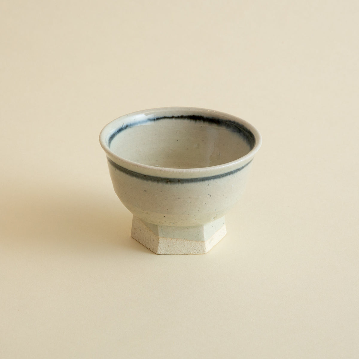 Small Bowl w/ Hexagonal Base - Gosubuchi