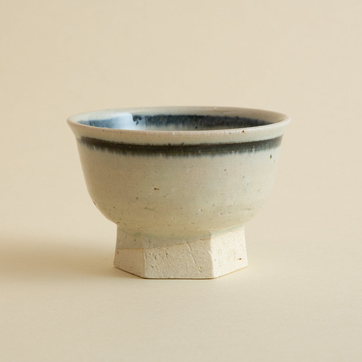 Small Bowl w/ Hexagonal Base - Gosubuchi