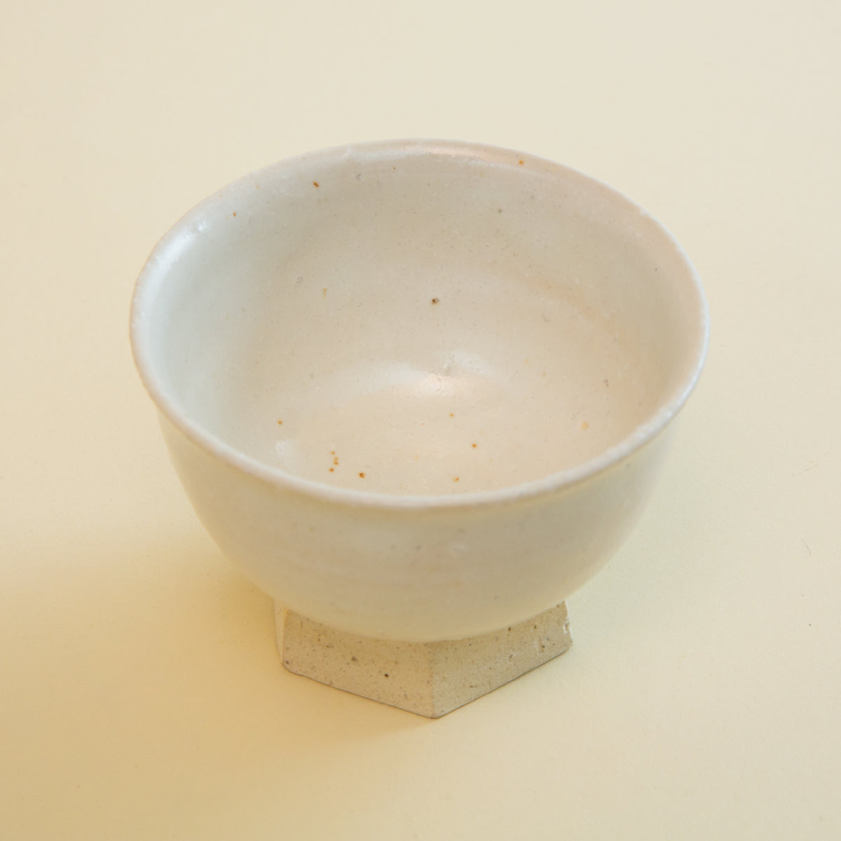 Small Bowl w/ Hexagonal Base - Shino
