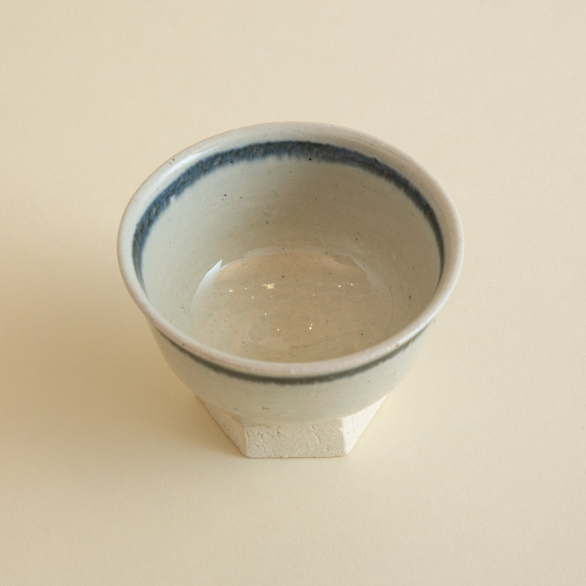 Small Bowl w/ Hexagonal Base - Gosubuchi