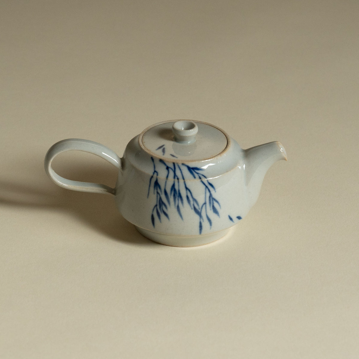 Hand-Painted Korean Porcelain Teapot - Willow