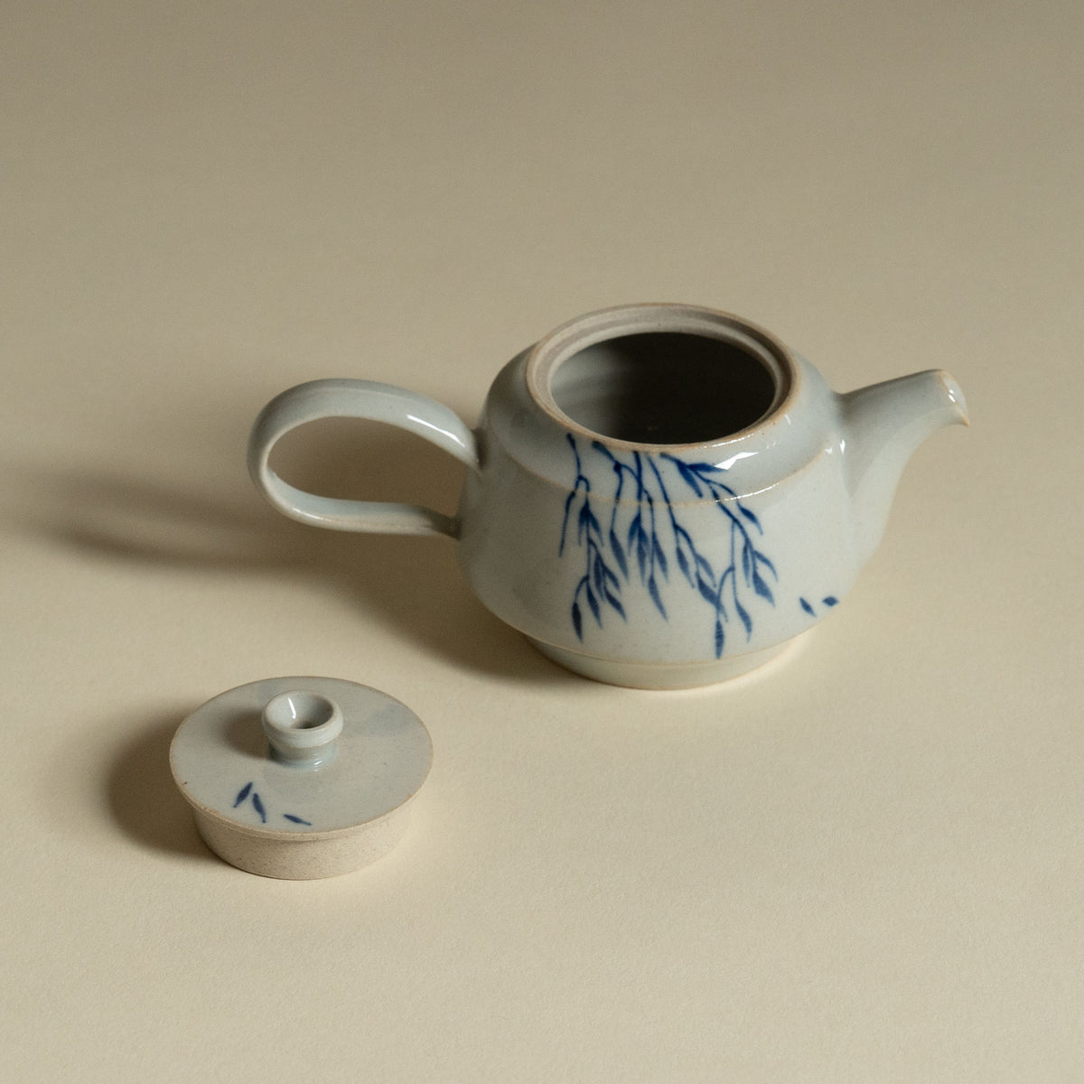 Hand-Painted Korean Porcelain Teapot - Willow