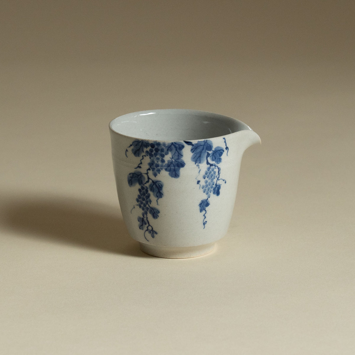 Hand-Painted Korean Porcelain Tea Pourer - Grapes