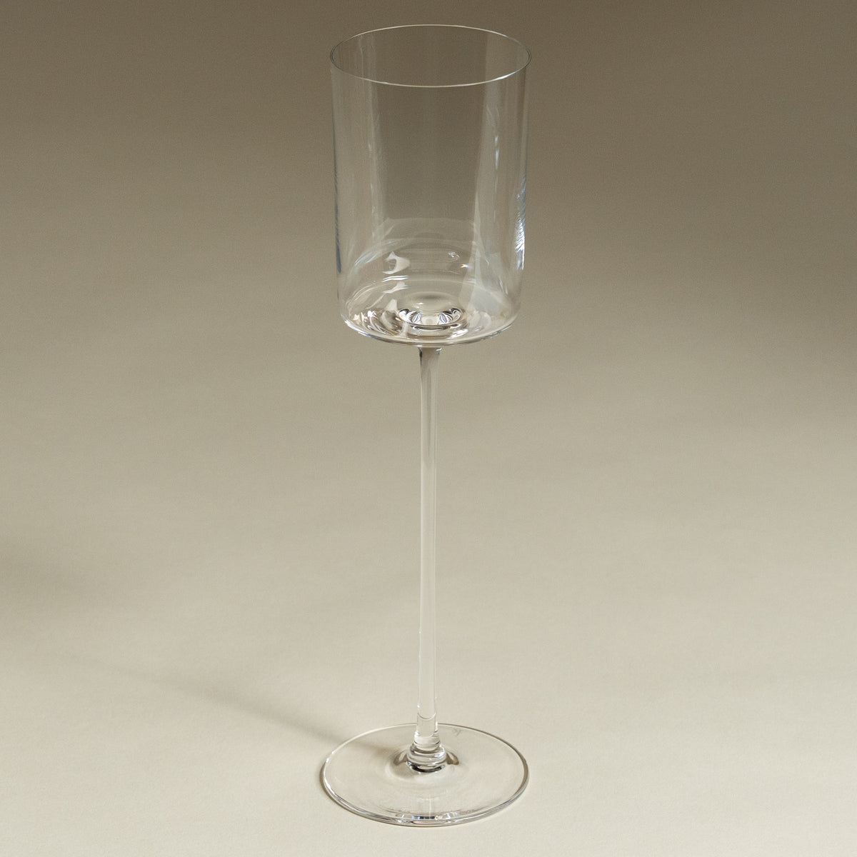 Japanese Pivo Tall Stemmed Cocktail Glass