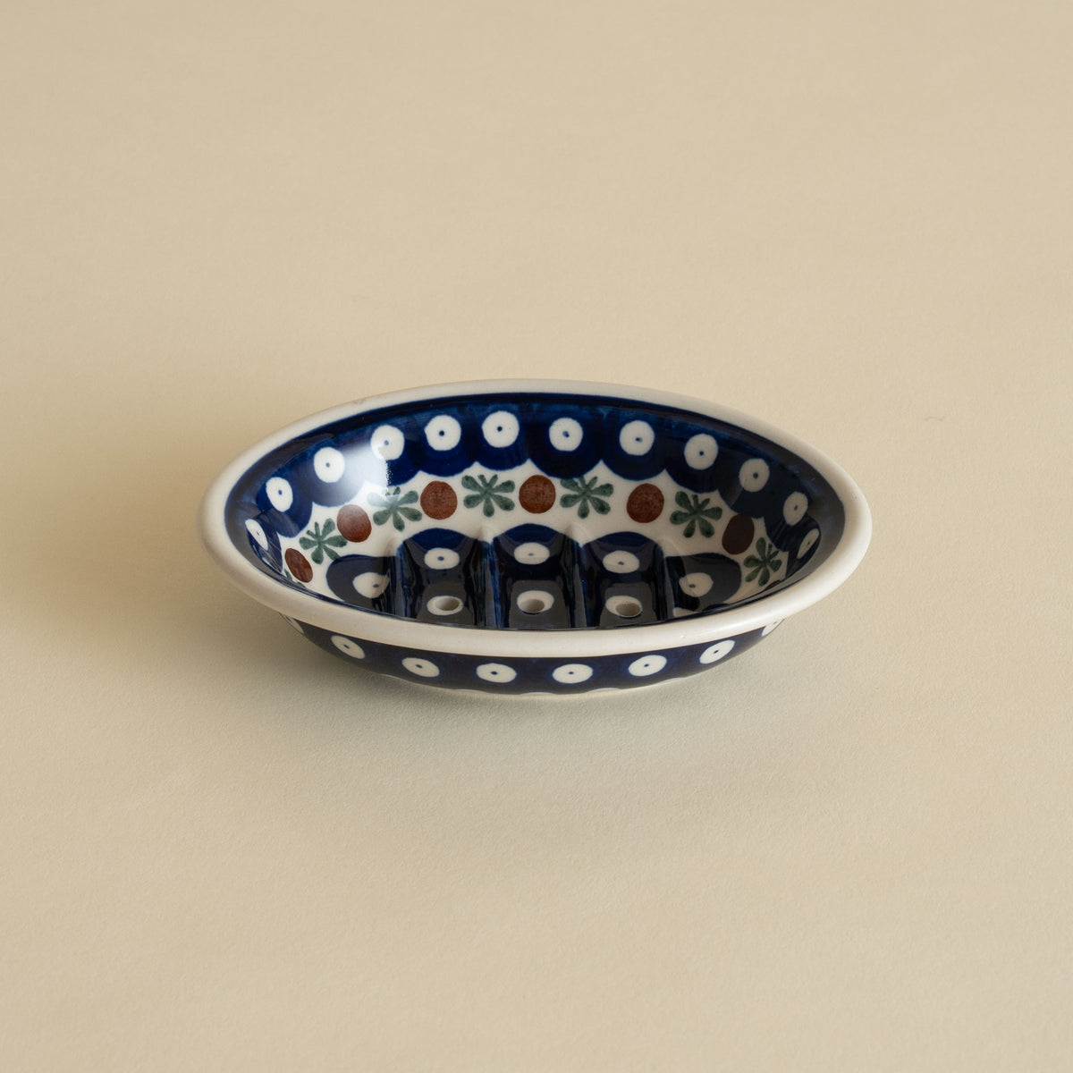 Polish Pottery Soap Dishes
Poland's iconic blue-and-white pottery, hand-painted in Bolesławiec. 