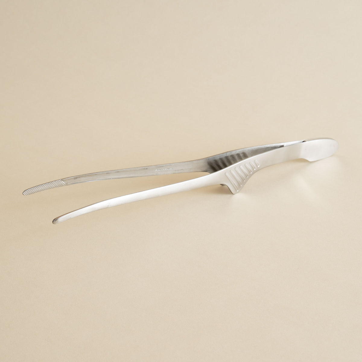 Self-Standing Stainless Steel Tongs
