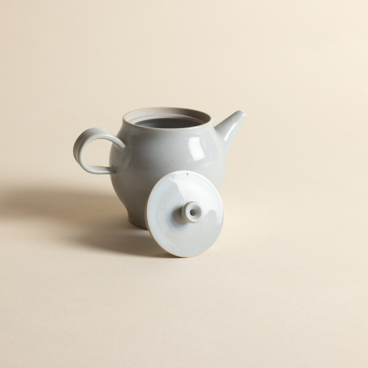 Porcelain Tea Pot - Solid