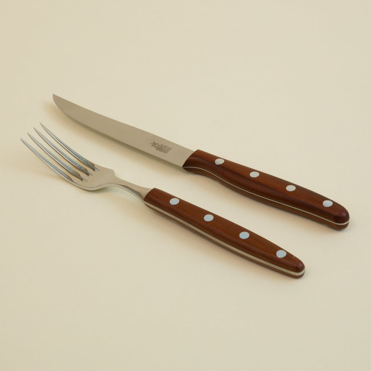 Dinner Fork - Plum (4 Rivets)Plum