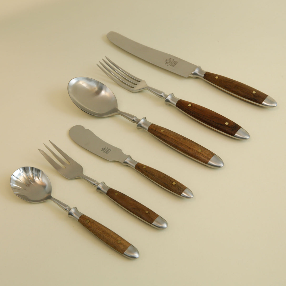 Eichenlaub Hand-Forged Table Spoon - Dark Oak