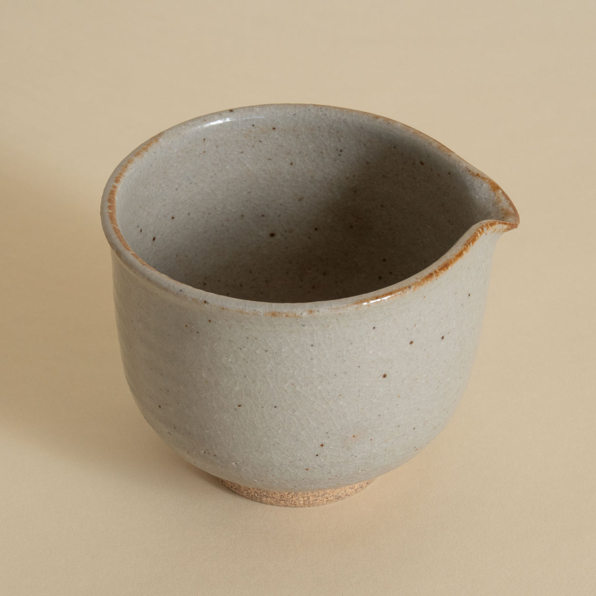 Iori by Horii Shichimeien Asahiyaki katakuchi matcha bowl with spouted rim in glazed ceramic