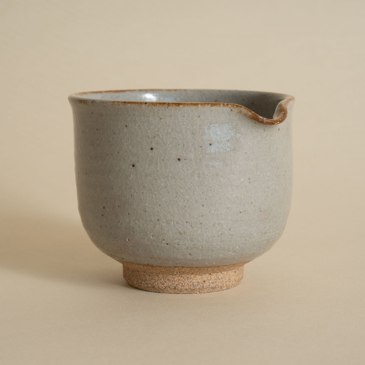 Iori by Horii Shichimeien Asahiyaki katakuchi matcha bowl with spouted rim in glazed ceramic