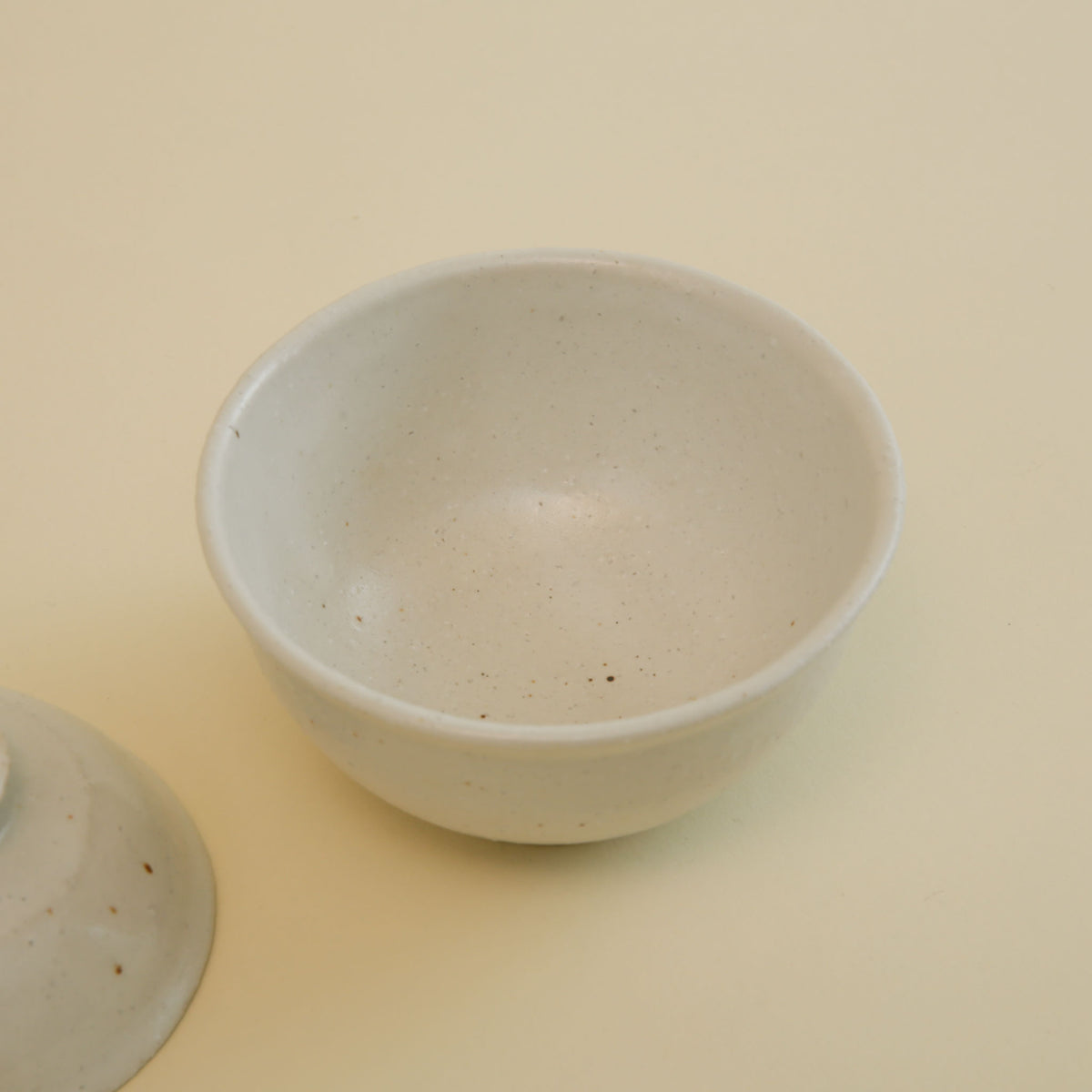 Iga Rice Bowl with Lid - Shino