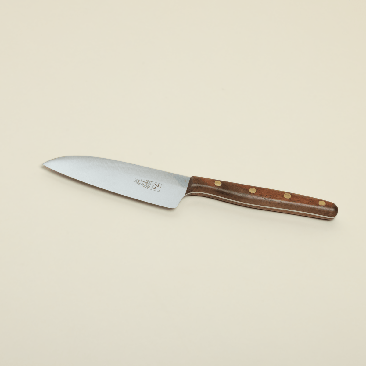 K2 Utility Knife - WalnutWalnut w/ Brass Rivets