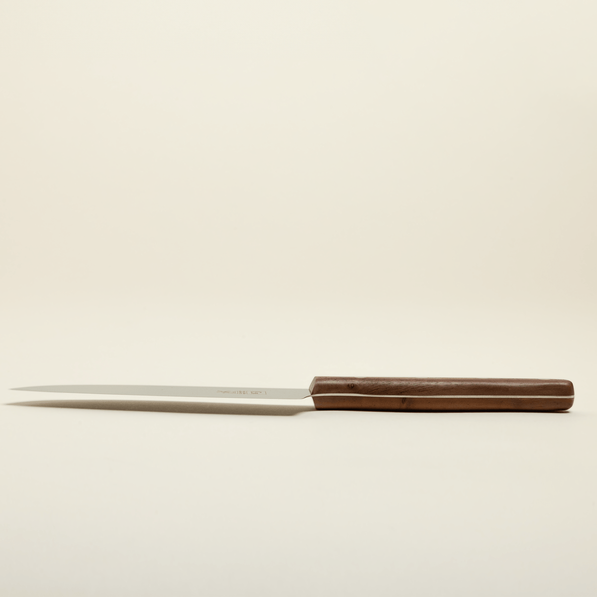 K3 Filleting Knife - WalnutWalnut w/ Brass Rivets