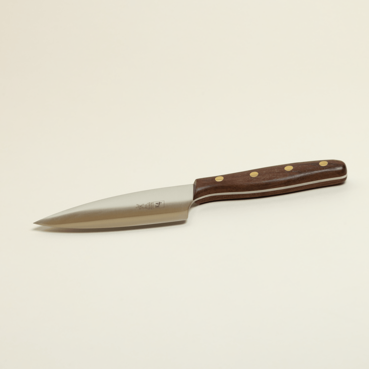 K4 Chef's Knife - WalnutWalnut w/ Brass Rivets