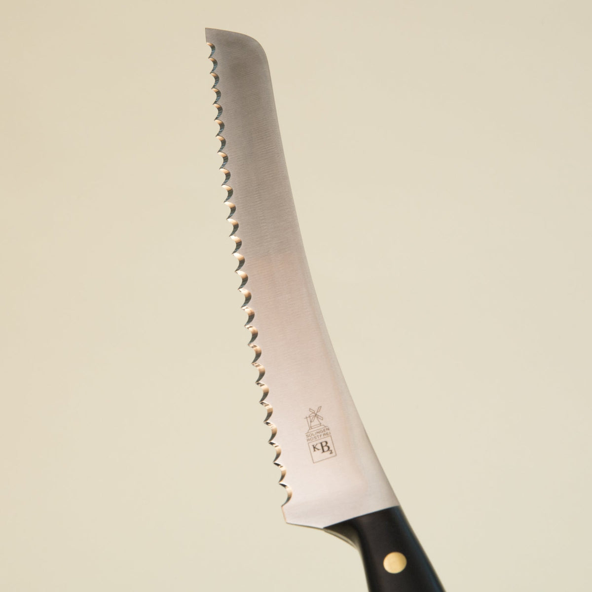KB2 Bread Knife - POMPOM w/ Brass Rivets