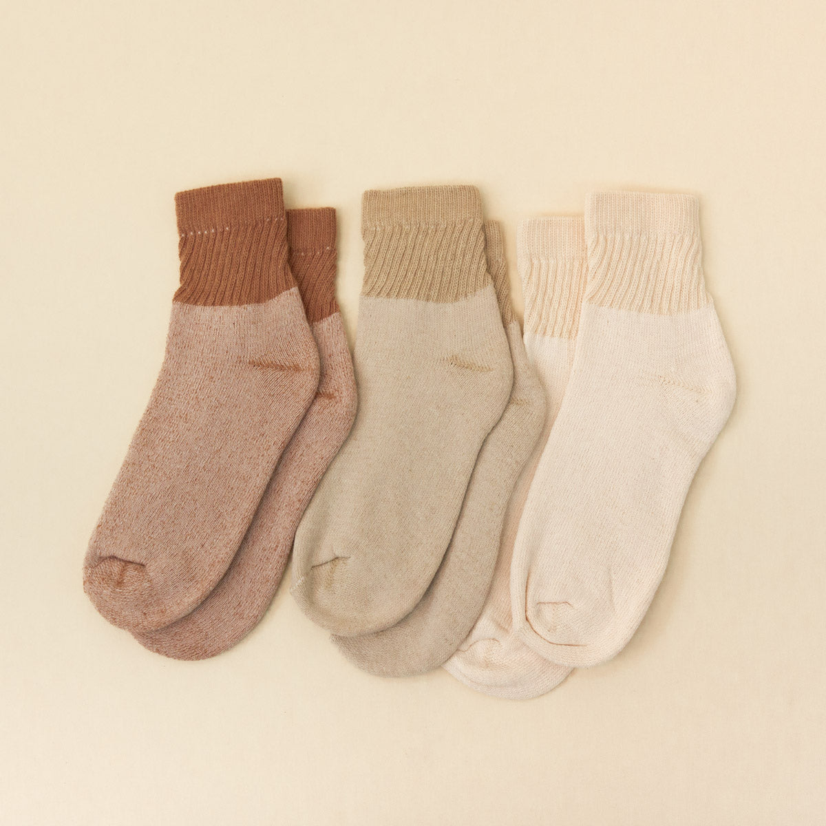 FoxFibre® Organic Cotton Socks - Cream - Short Top