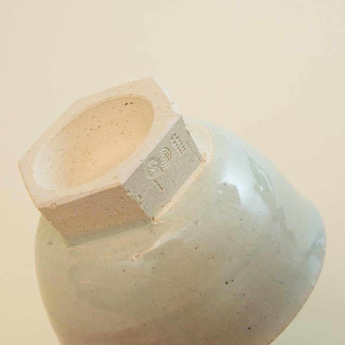 Small Bowl w/ Hexagonal Base - SekkaiBowls