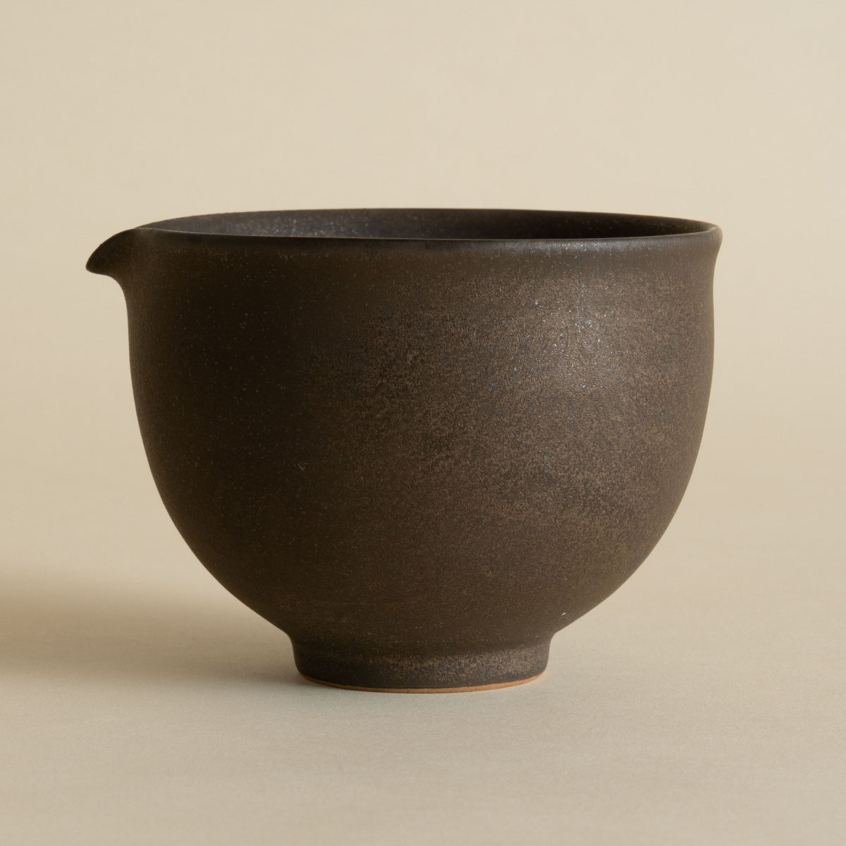 Handmade katakuchi matcha bowl with pouring spout in copper brown
