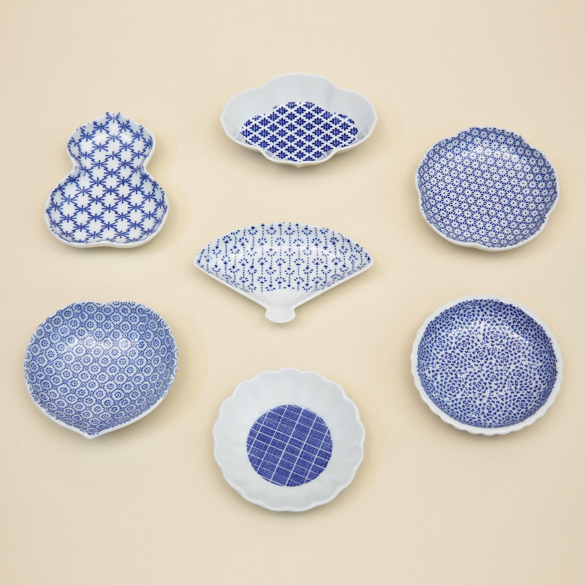Small Ceramic Dish - Hyoutan