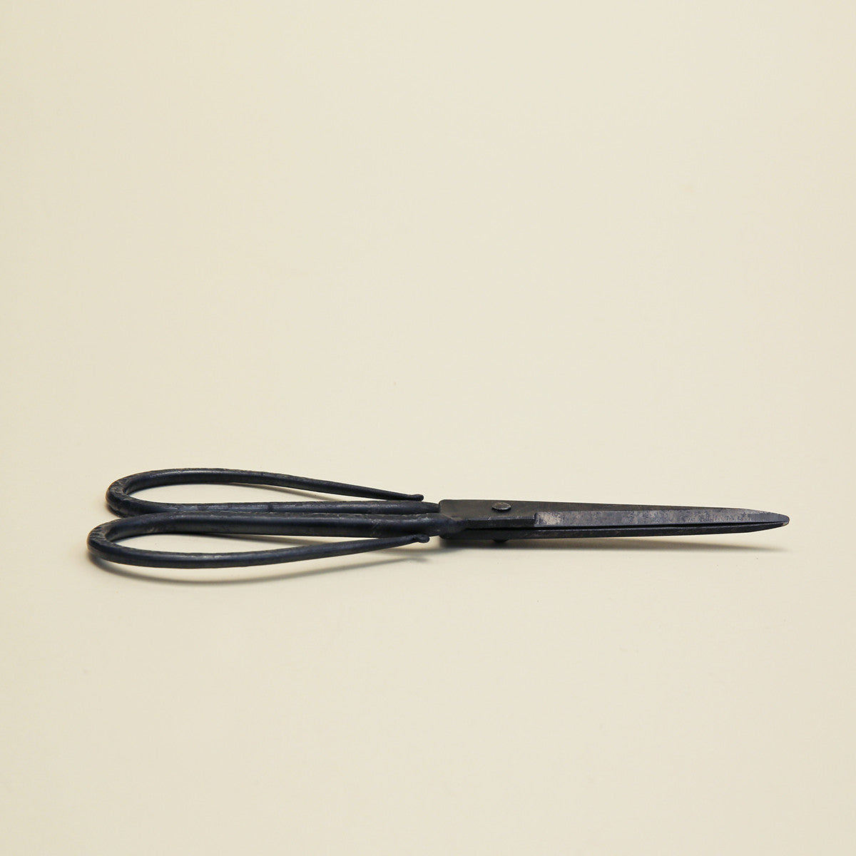 SIRO Steel Fabric Scissors – The Good Liver