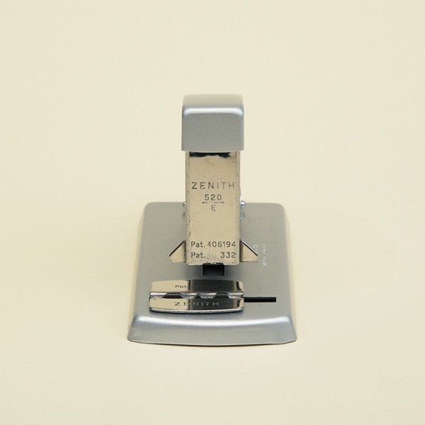 Desk StaplerDefault