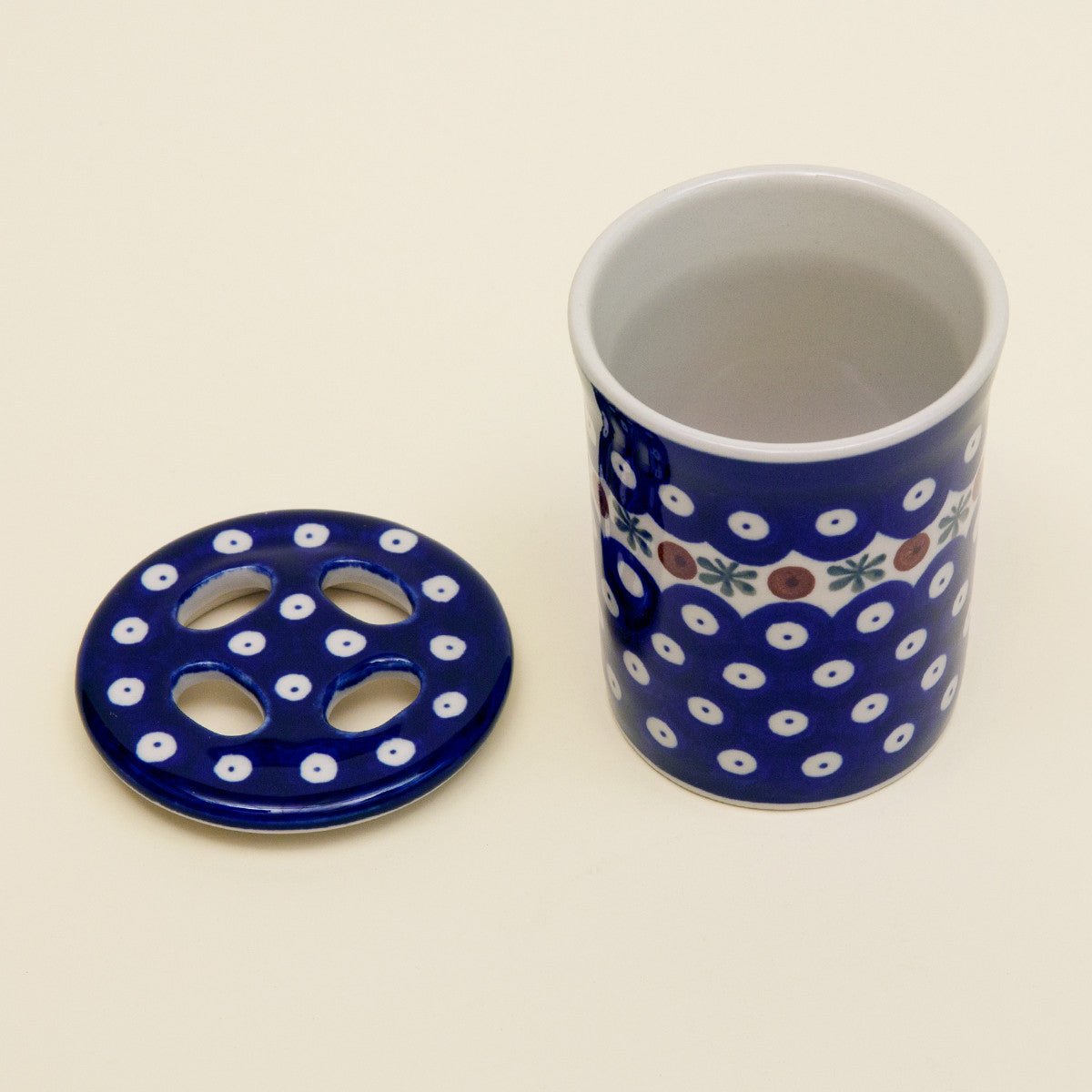 Polish Toothbrush Holder