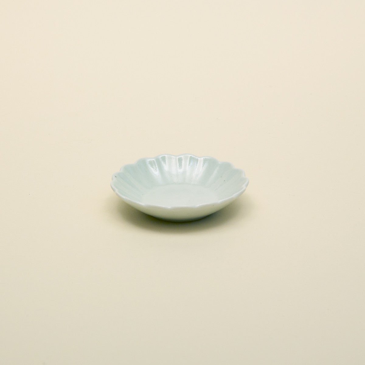 Small Porcelain Dish - Tanpopo